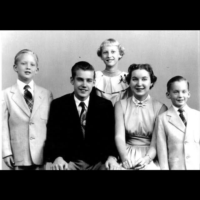 Donald Trump (left) in an old family photograph showing his parents and siblings (Photo: Facebook/Donald Trump)